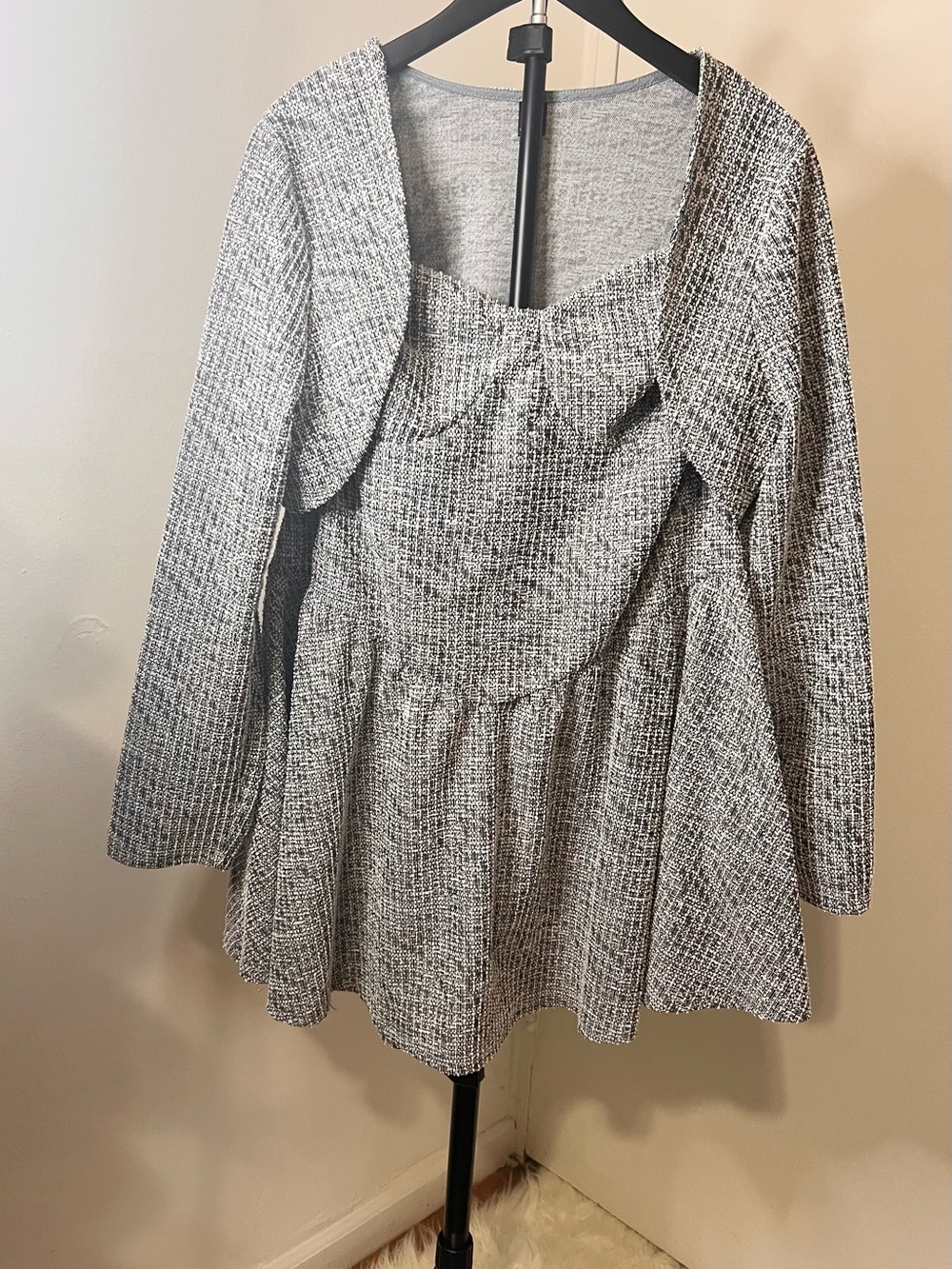 Chic Gray Textured Peplum Dress w/ Cardigan Overlay Shrug | Feminine & Flowy Set - Picture 4 of 4